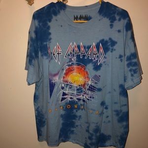 XL | Def Leppard Band Tee